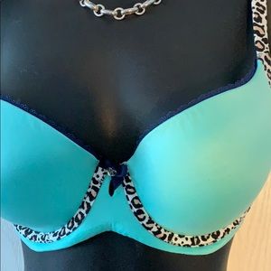 Victoria Secret Demi Bra mint Leopard , blue 32DD